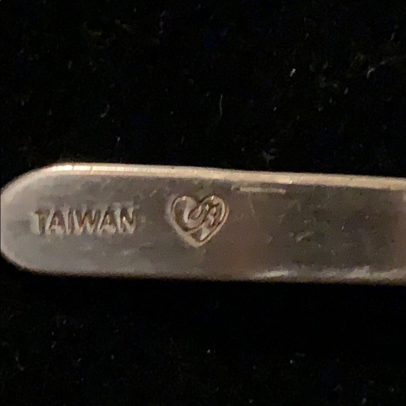 Brighton Dangling TwoHeart Silver Bookmark-Classic - Picture 3 of 6